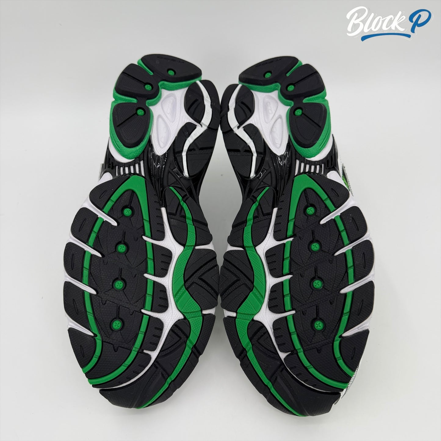Saucony ProGrid Omni 9 Green