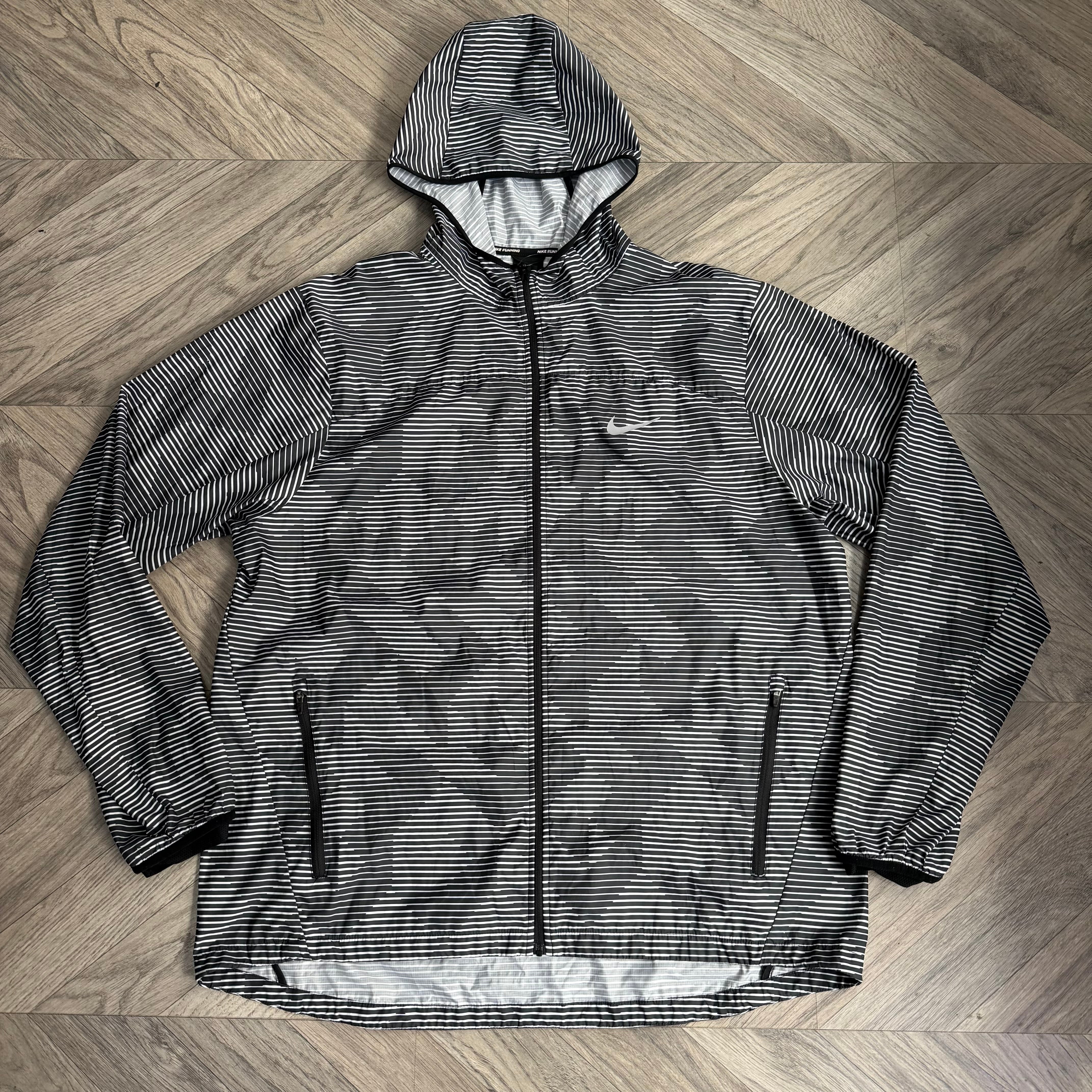 Nike Sportswear | The Block P