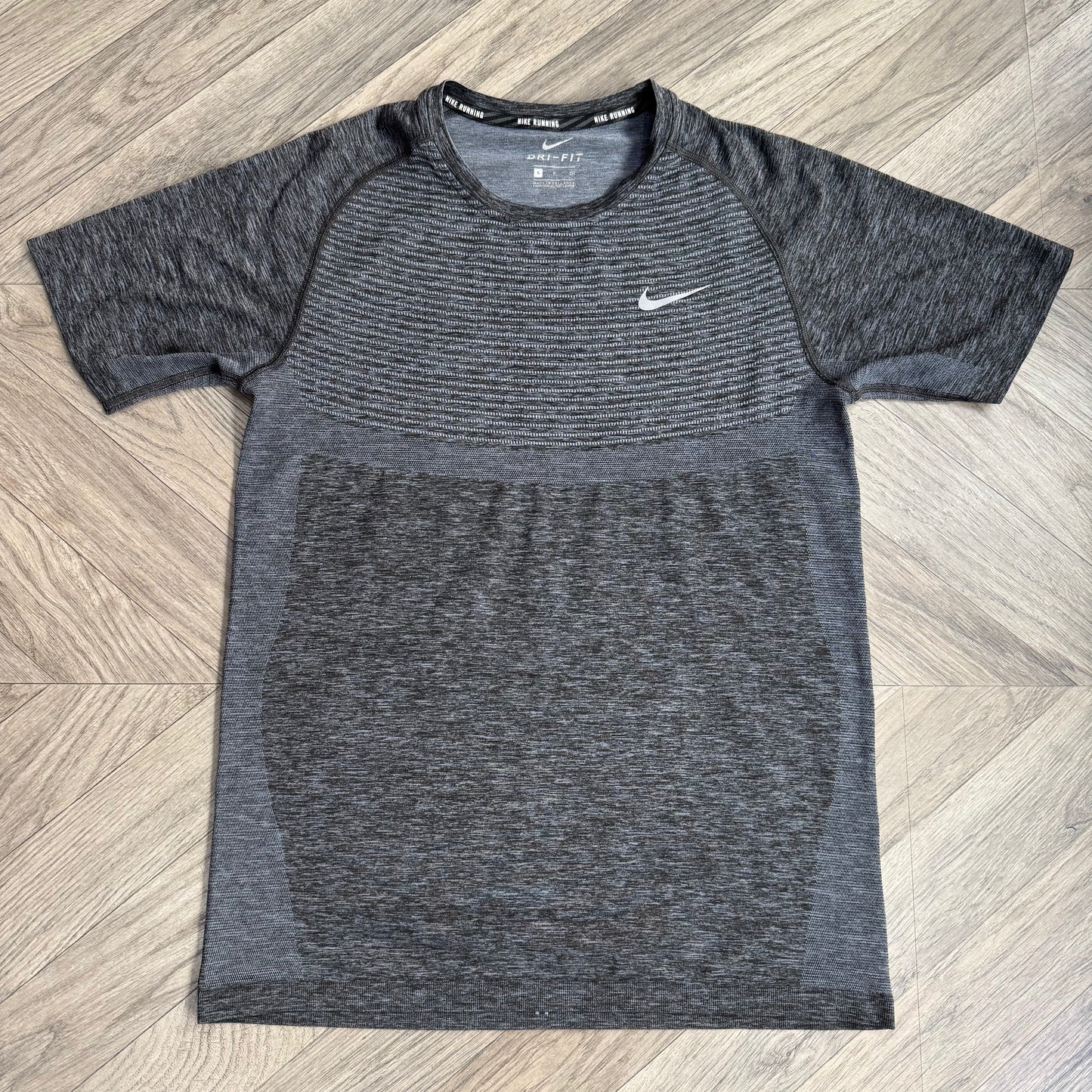 Nike Techknit 2.0 Grey