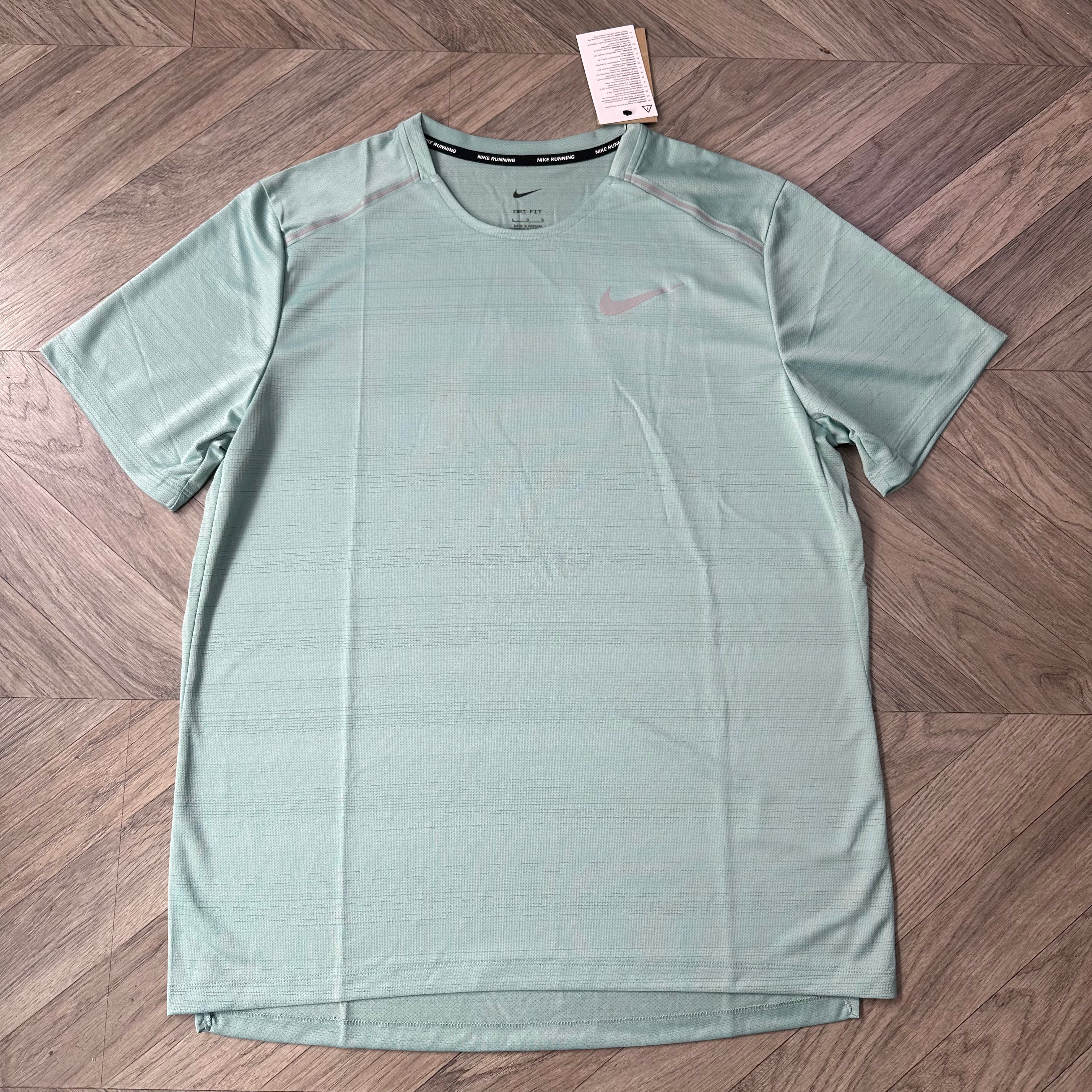 Mint green nike shirt mens sales
