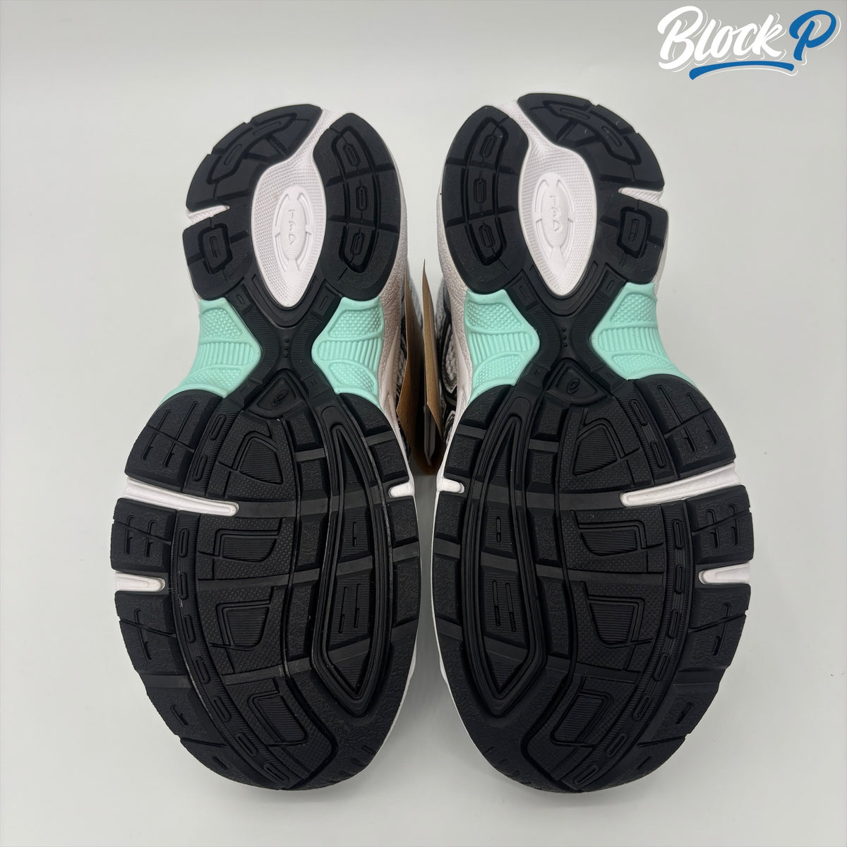 ASICS Gel-1130 White-Black sole detail — Block P Liverpool