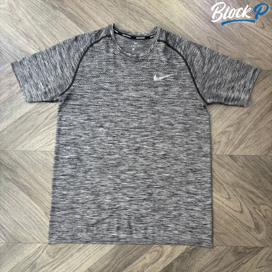 Nike Techknit 1.0 Grey