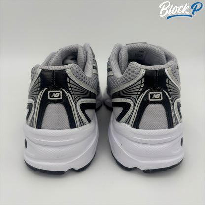 New Balance 740 Silver