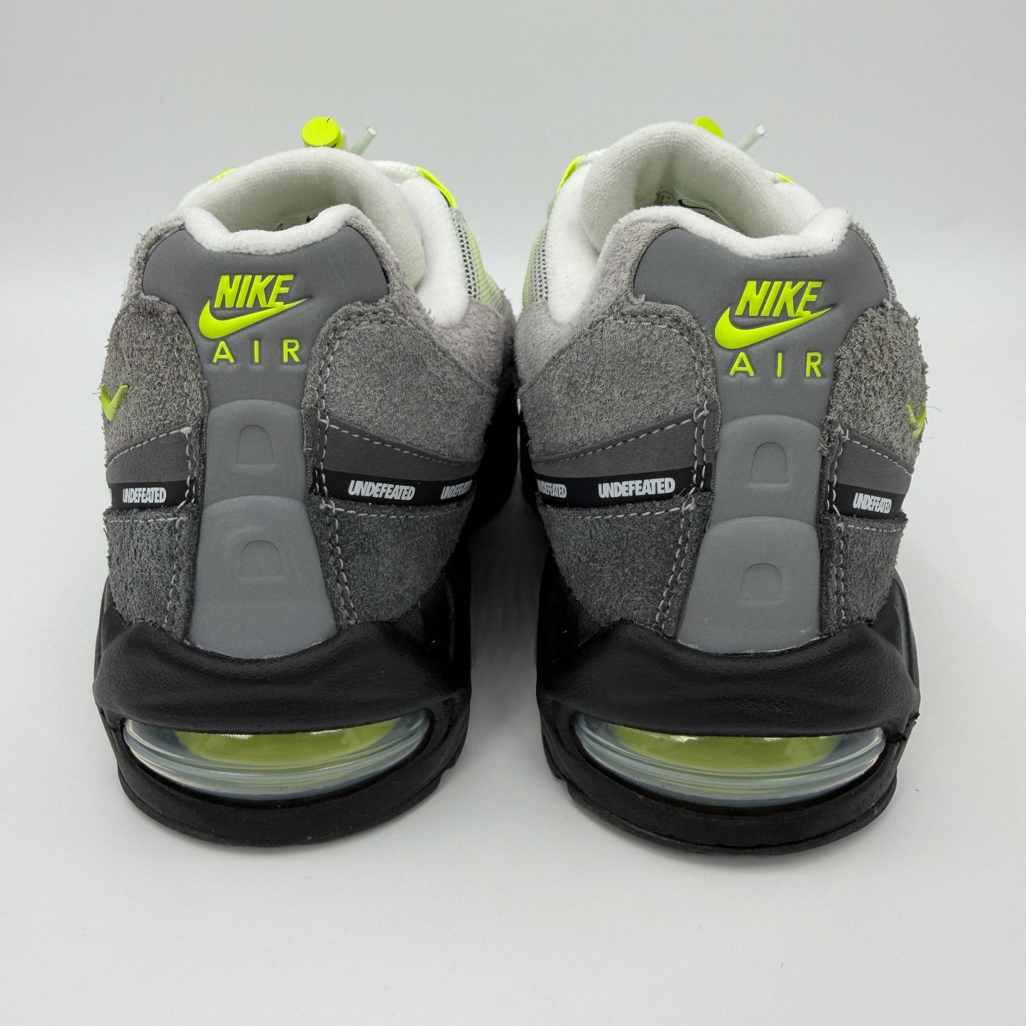 Nike Air Max 95 X Undefeated Neon NYC