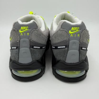Nike Air Max 95 X Undefeated Neon NYC