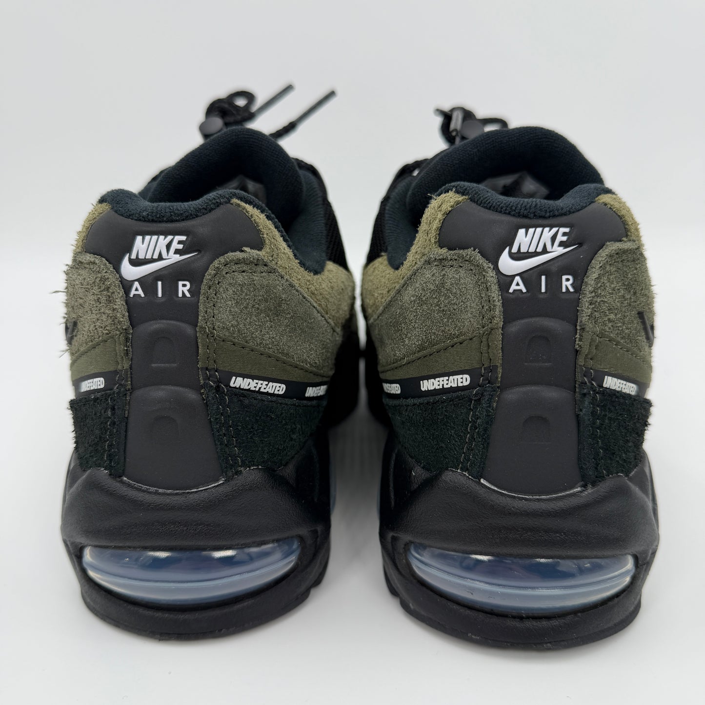 Nike Air Max 95 X Undefeated Caqui (LA BREA)
