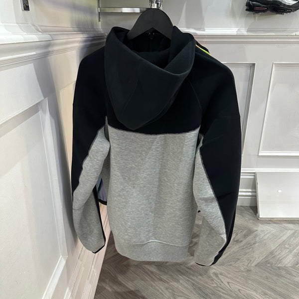 Nike Tech Fleece Grey/Black Jacket