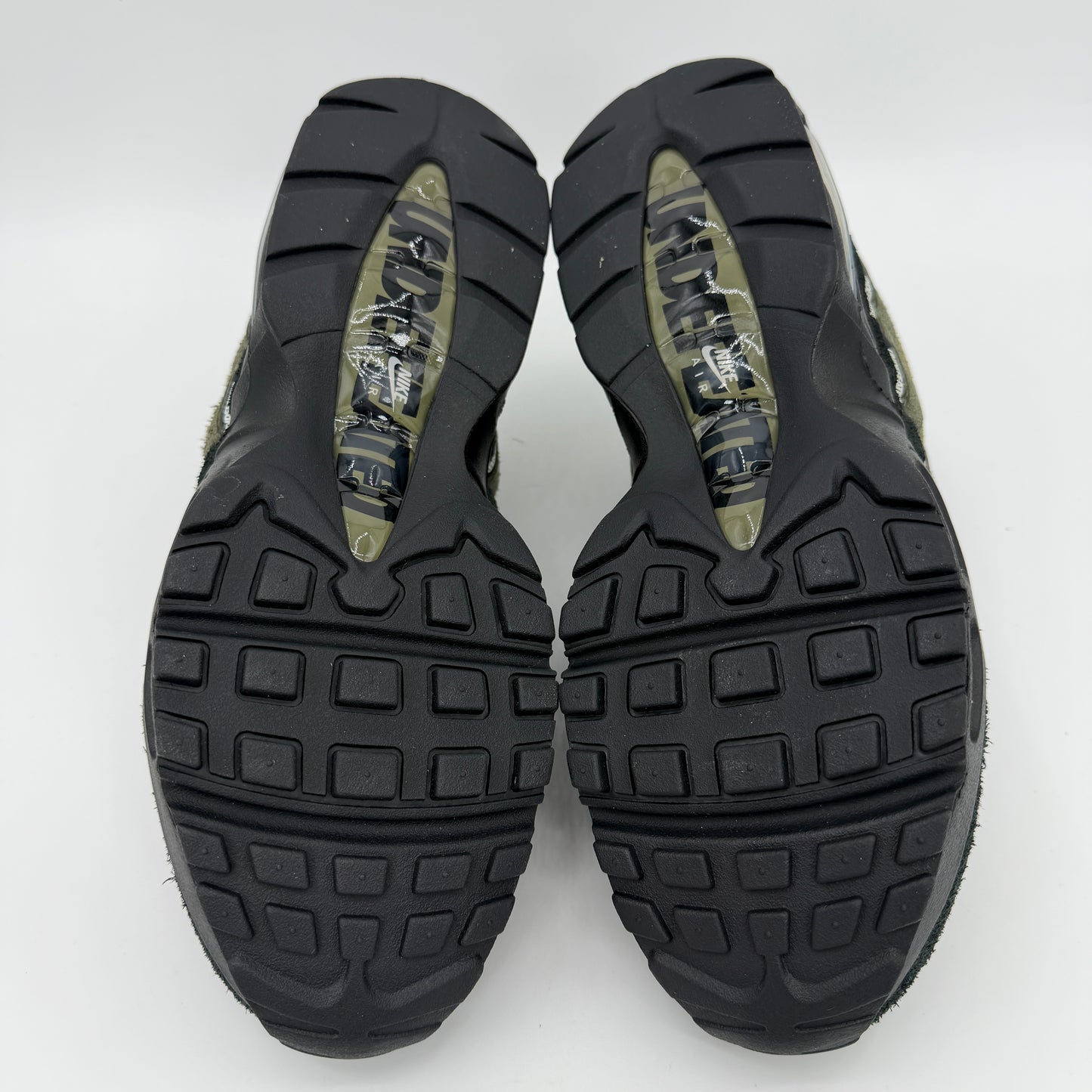 Nike Air Max 95 X Undefeated Caqui (LA BREA)