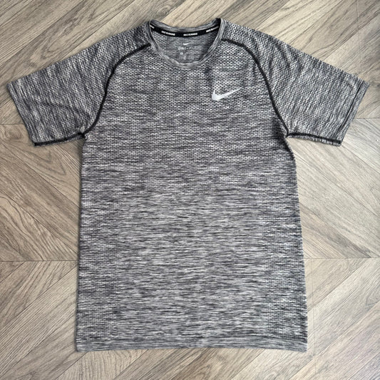 Nike Techknit 1.0 Grey