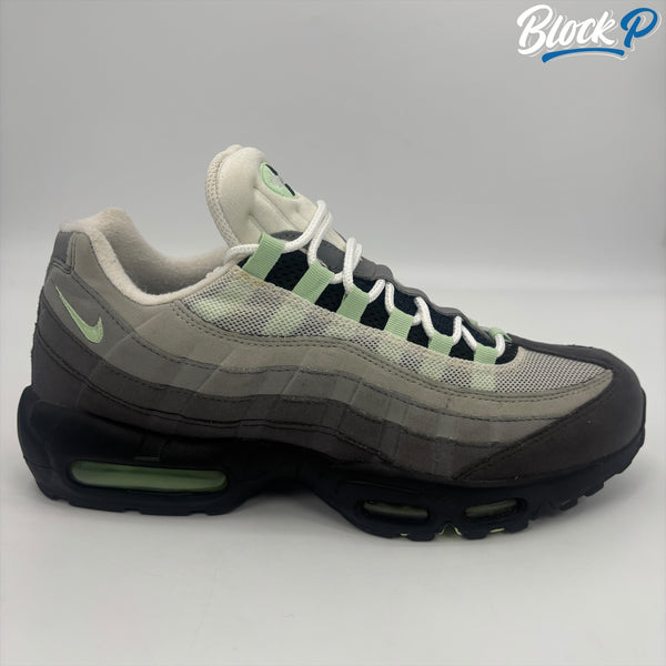 Nike Air Max 95 Mint CD7495-101 | The Block P