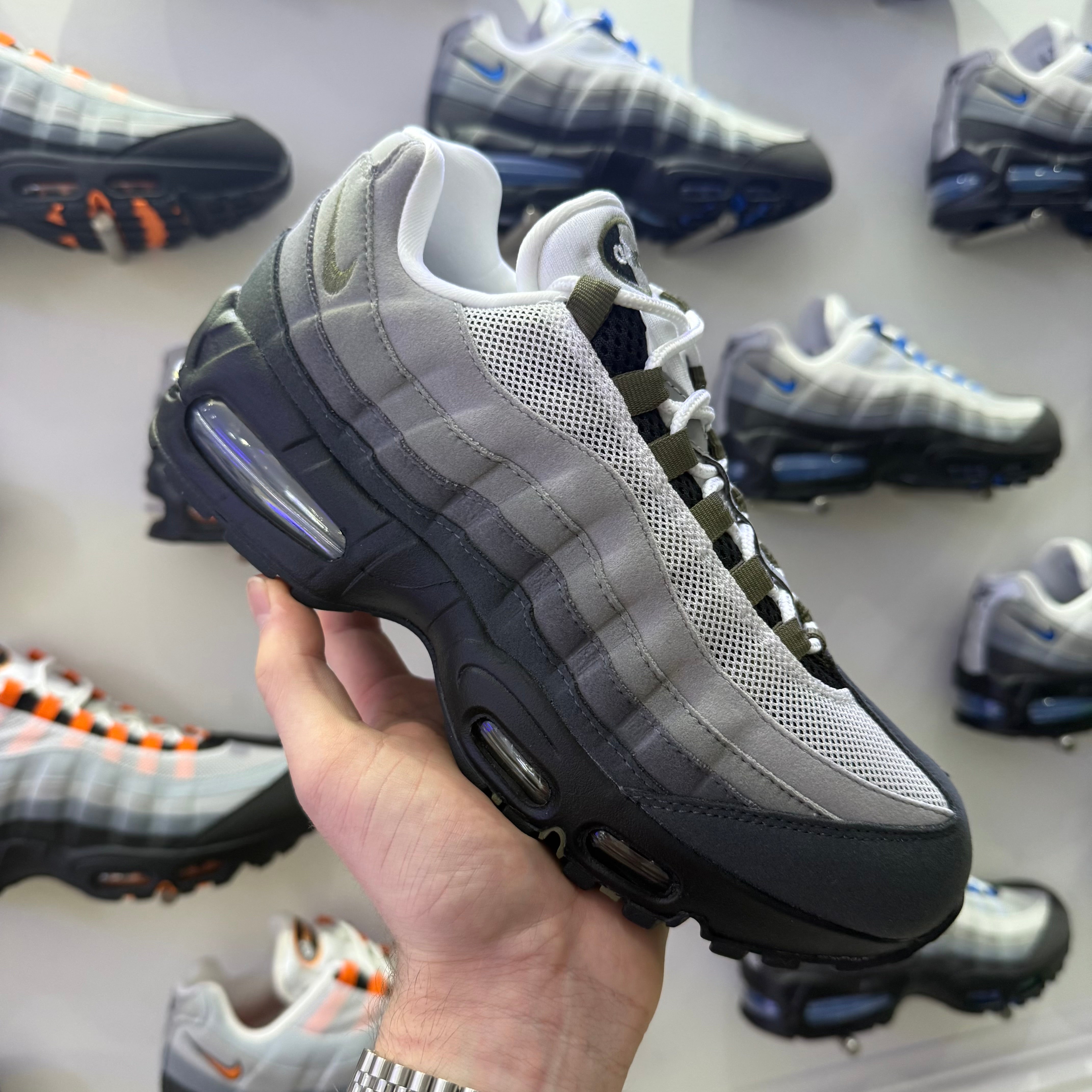 Nike Air Max 95 Medium Olive (HJ5996-003) | The Block P