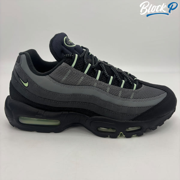 Nike Air Max 95 Vapor Green