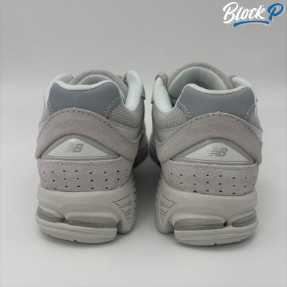 New Balance 2002 Light Grey