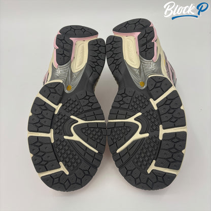 New Balance 1906R Pink