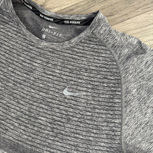 Nike Techknit 2.0 Grey
