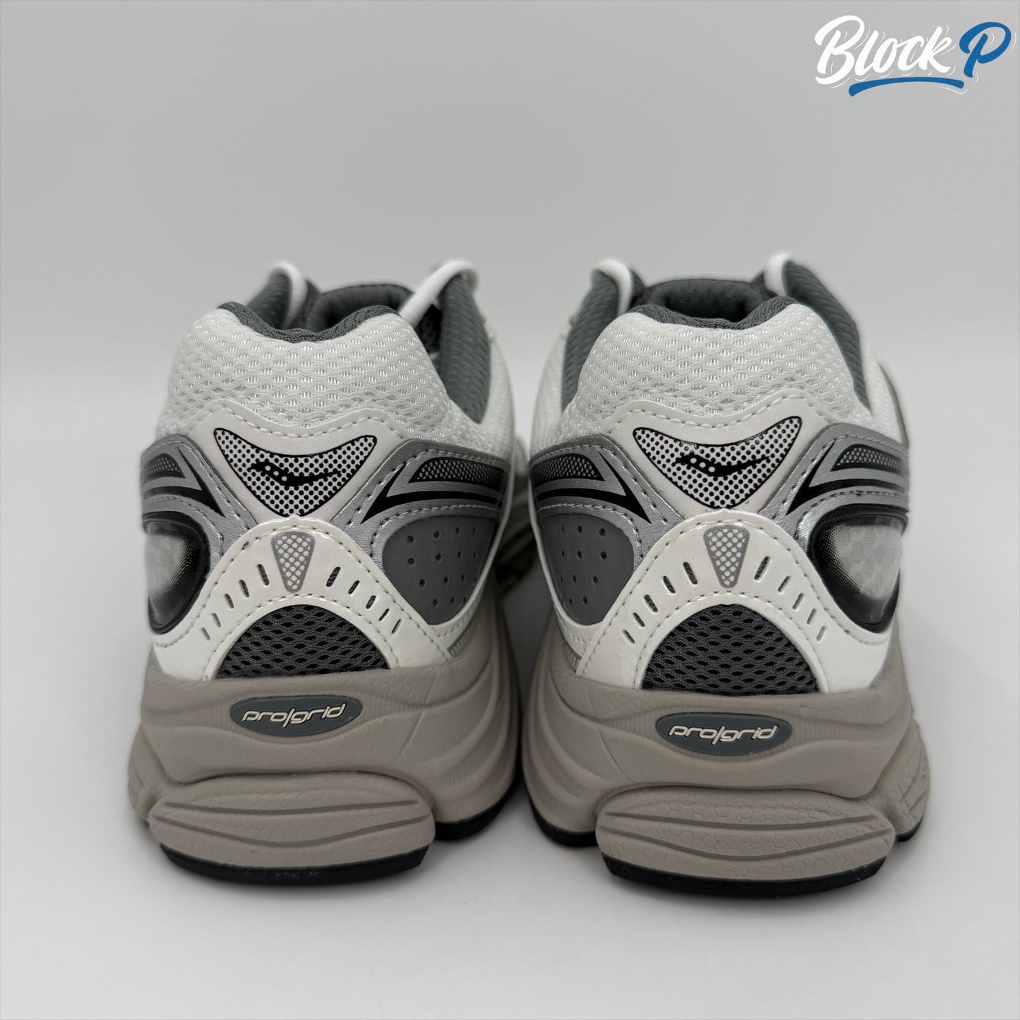 Saucony ProGrid Omni 9 White/Antique
