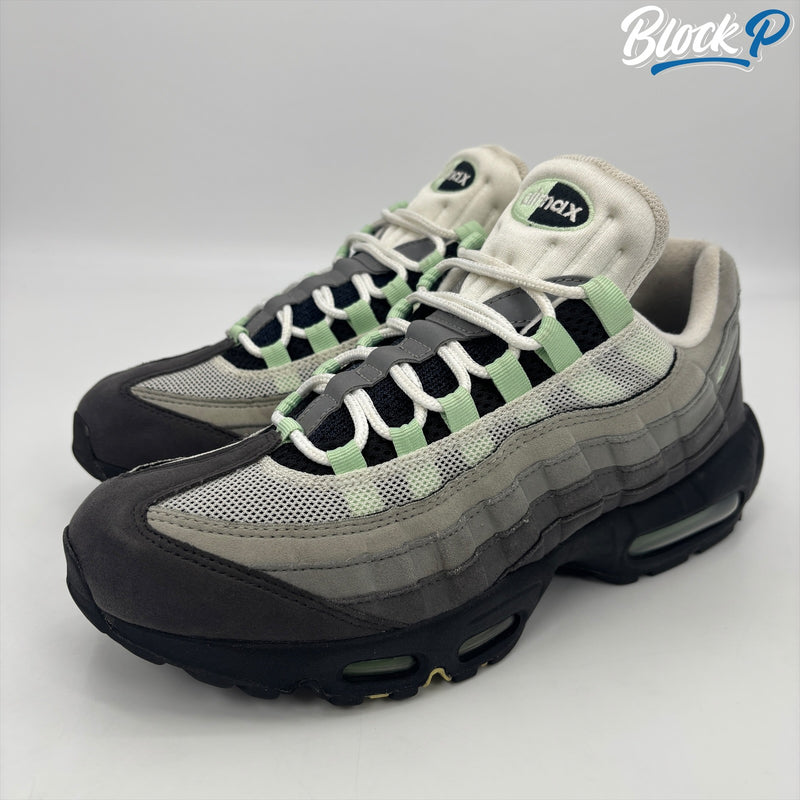 Nike Air Max 95 Fresh Mint Sample