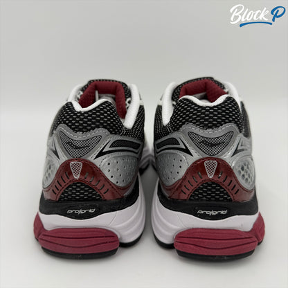 Saucony ProGrid Omni 9 Red