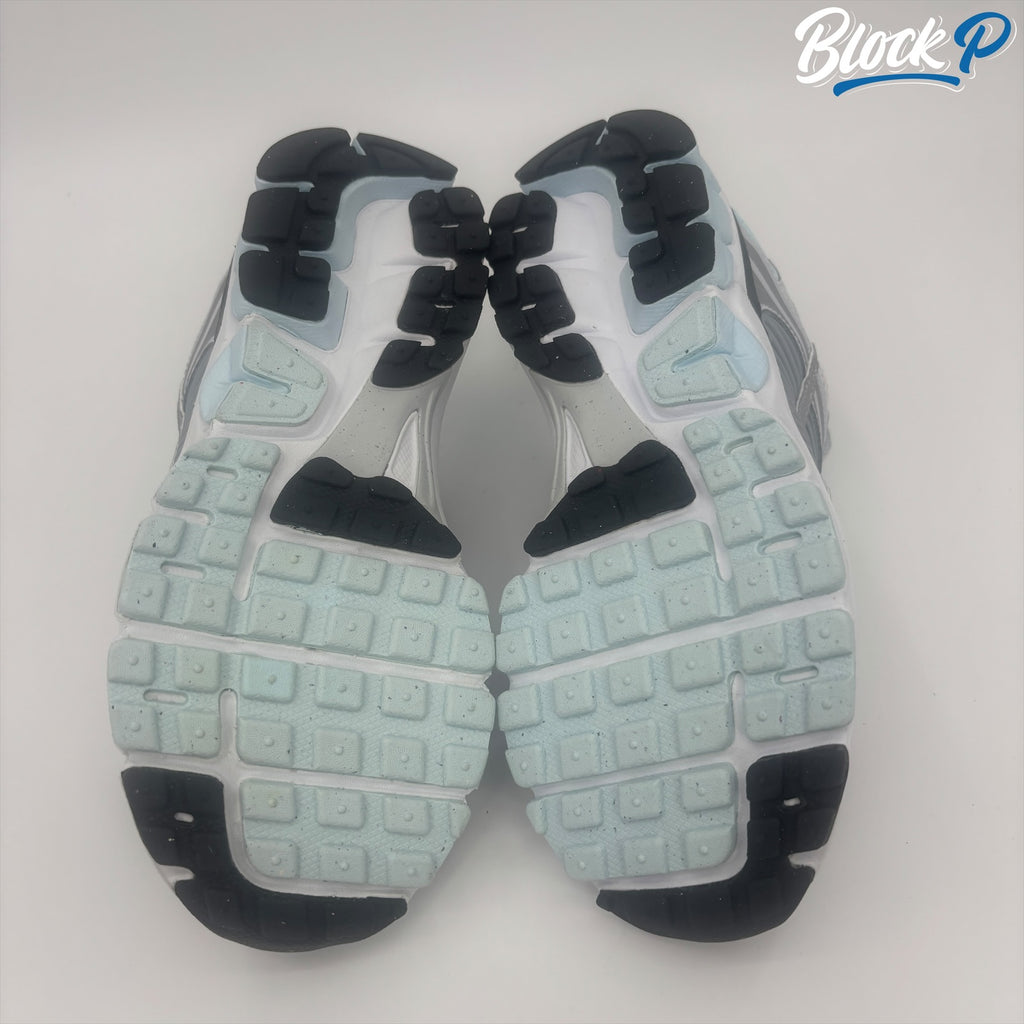 Nike Zoom Vomero 5 Blue (GS) sole detail — Block P Liverpool