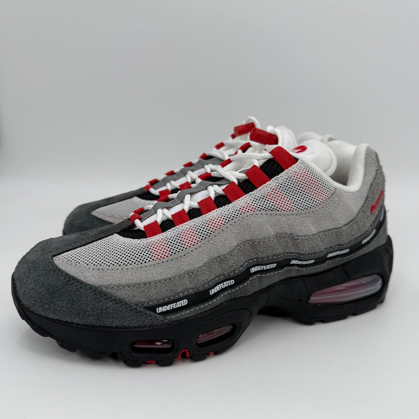 Nike Air Max 95 X Undefeated Carmesí Brillante (TOKIO)