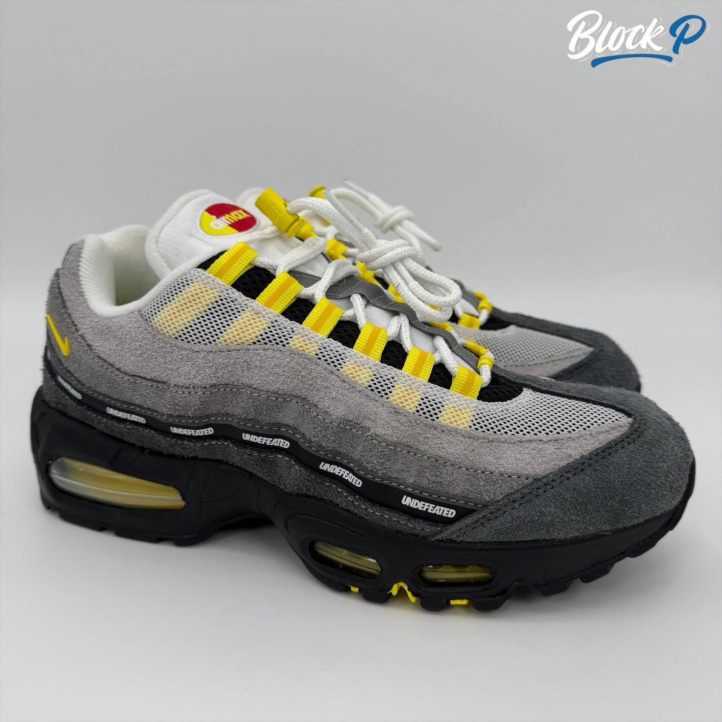 Nike Air Max 95 X Undefeated Tour Amarillo Shanghái
