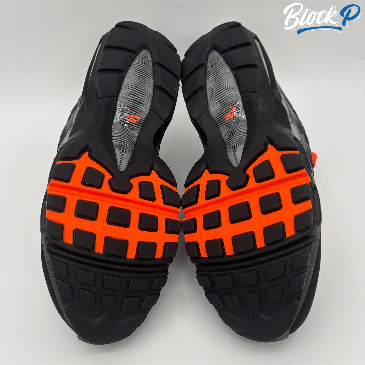 Nike Air Max 95 Hyper Crimson