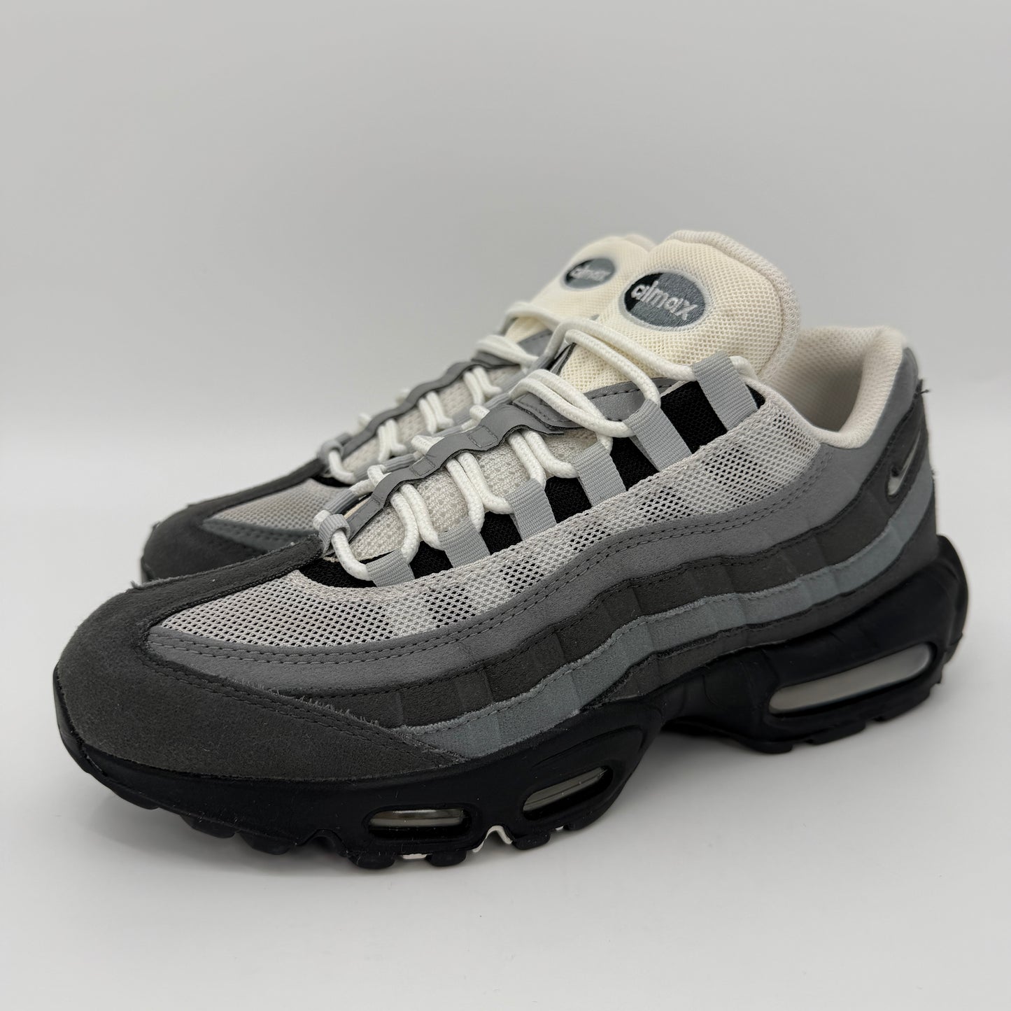 Nike Air Max 95 Gris Joya