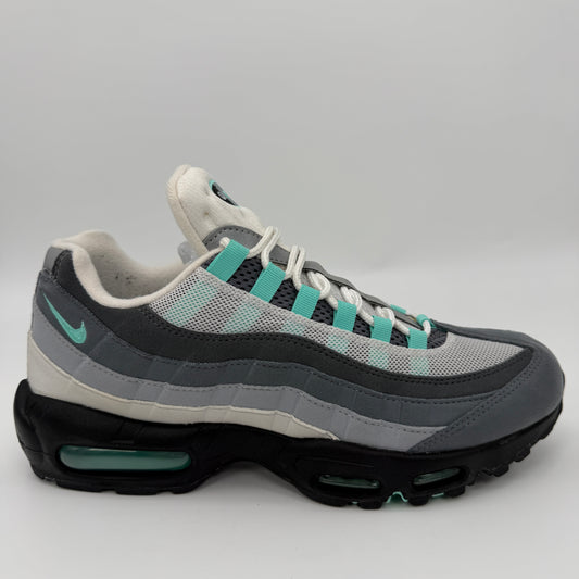 Nike Air Max 95 Hyper Turquoise