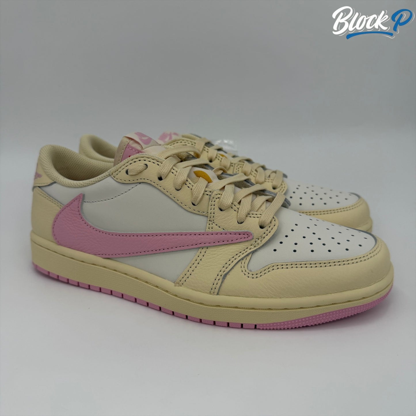 Nike Air Jordan 1 Low X Travis Scott Shy Pink