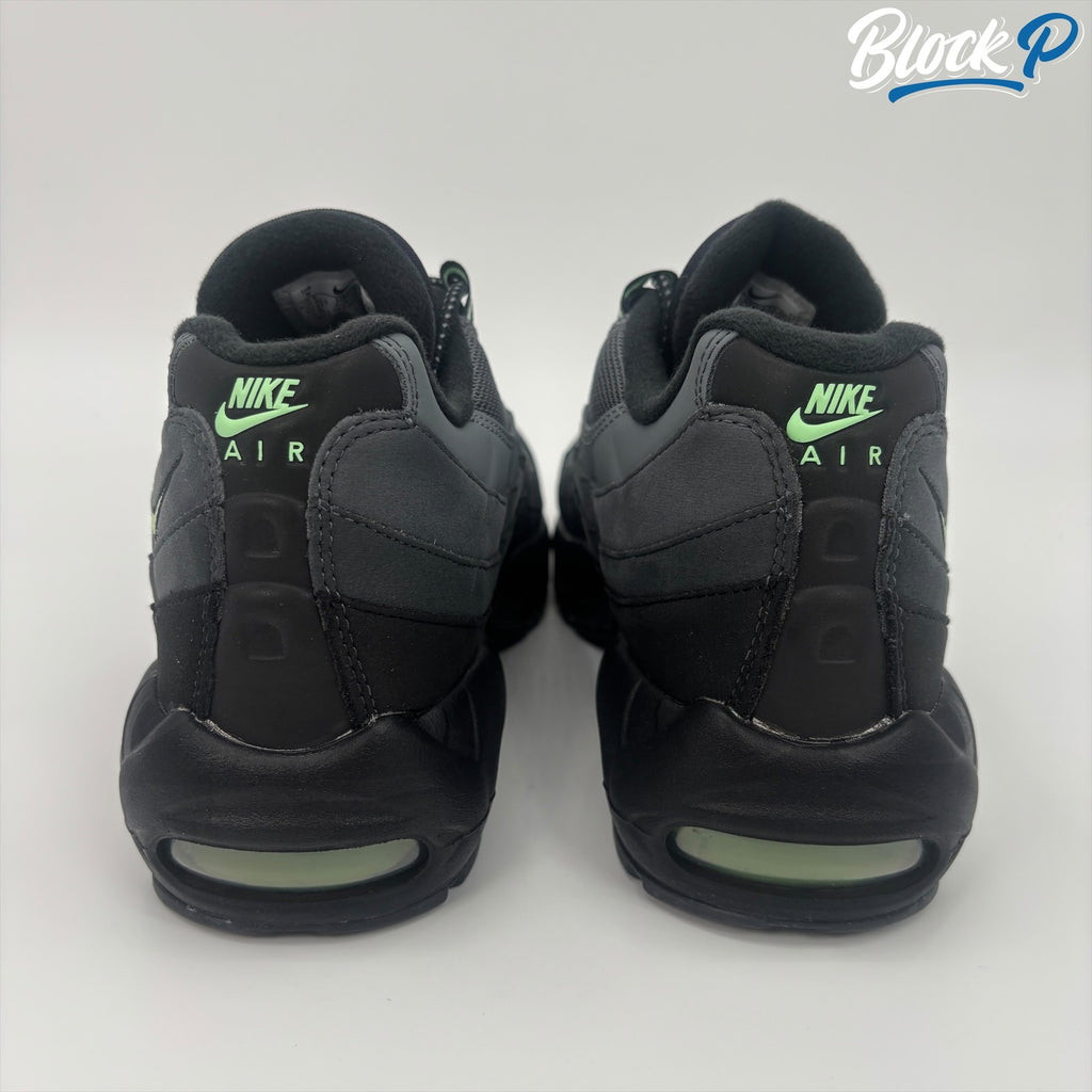 Nike Air Max 95 Vapor Green top-down view — Block P Liverpool