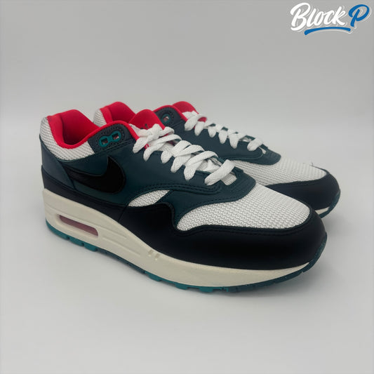 Nike LFC Air Max 1