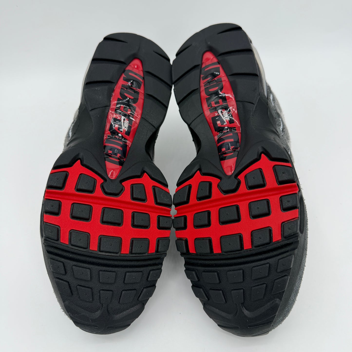 Nike Air Max 95 X Undefeated Carmesí Brillante (TOKIO)