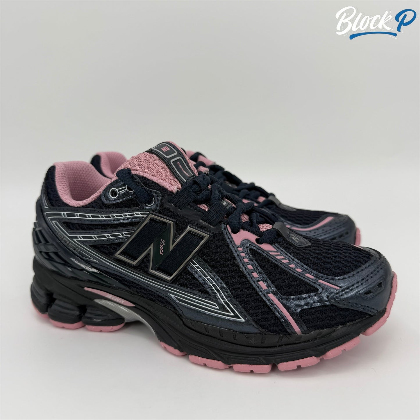 New Balance 1906R Black/Pink