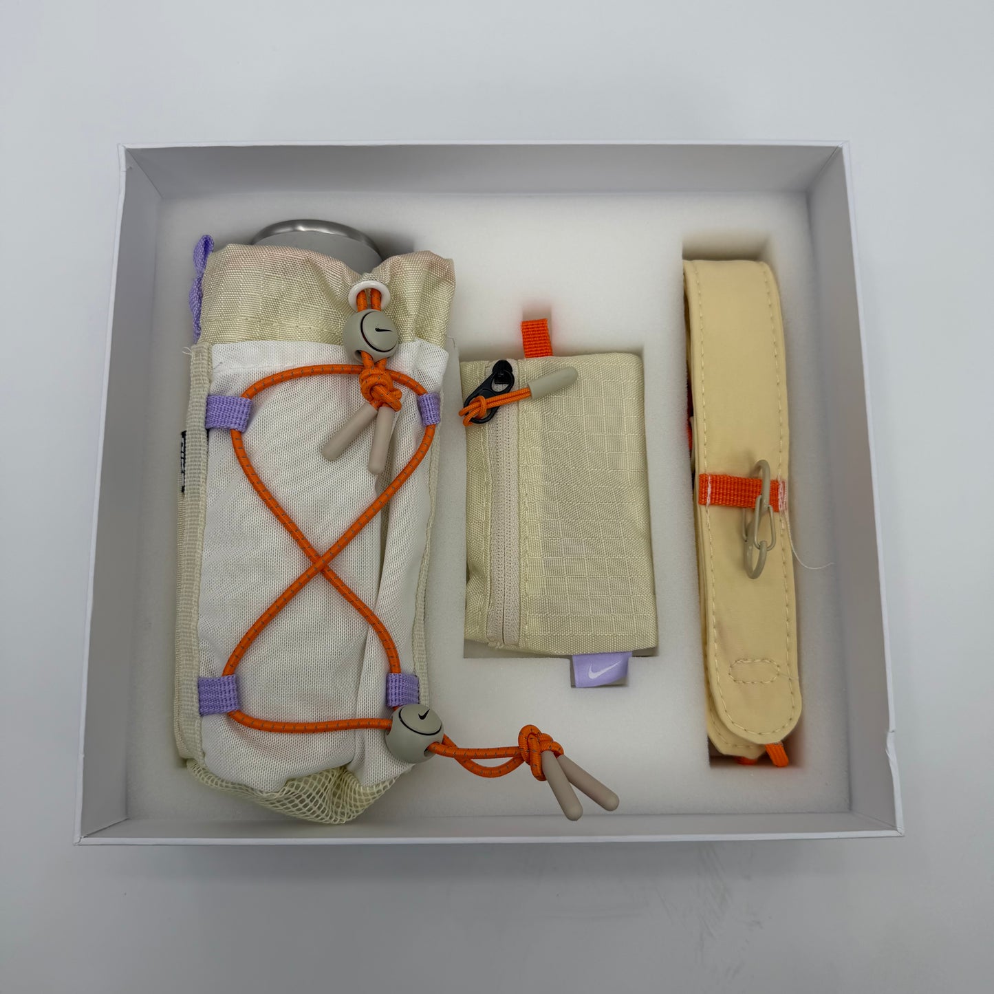 Bolsa de agua aislante exclusiva de Nike Asia