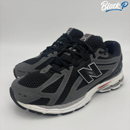 New Balance 1906R Grey