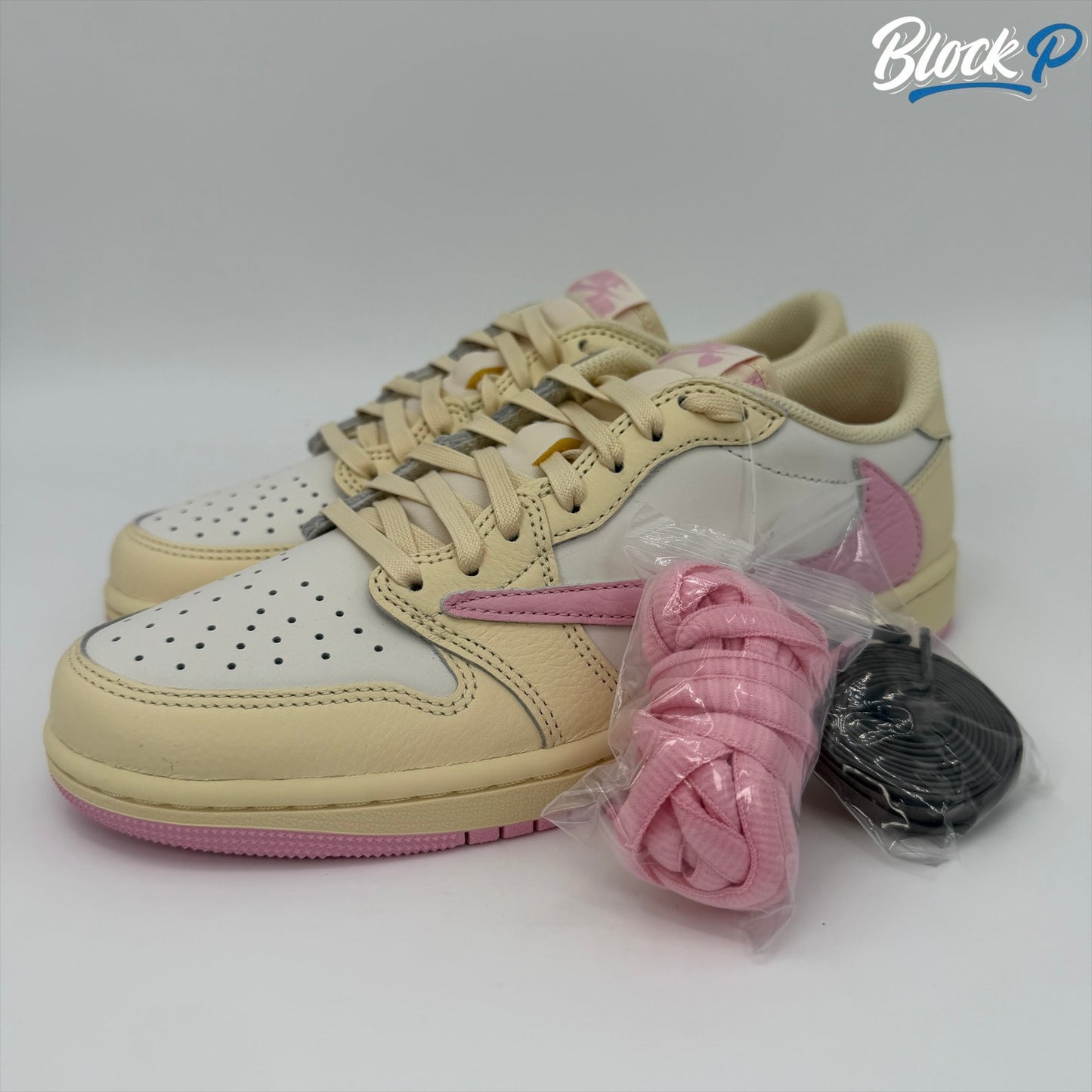 Nike Air Jordan 1 Low X Travis Scott Shy Pink