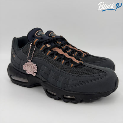 Nike Air Max 95 X Syna World - Signed Box By Central Cee