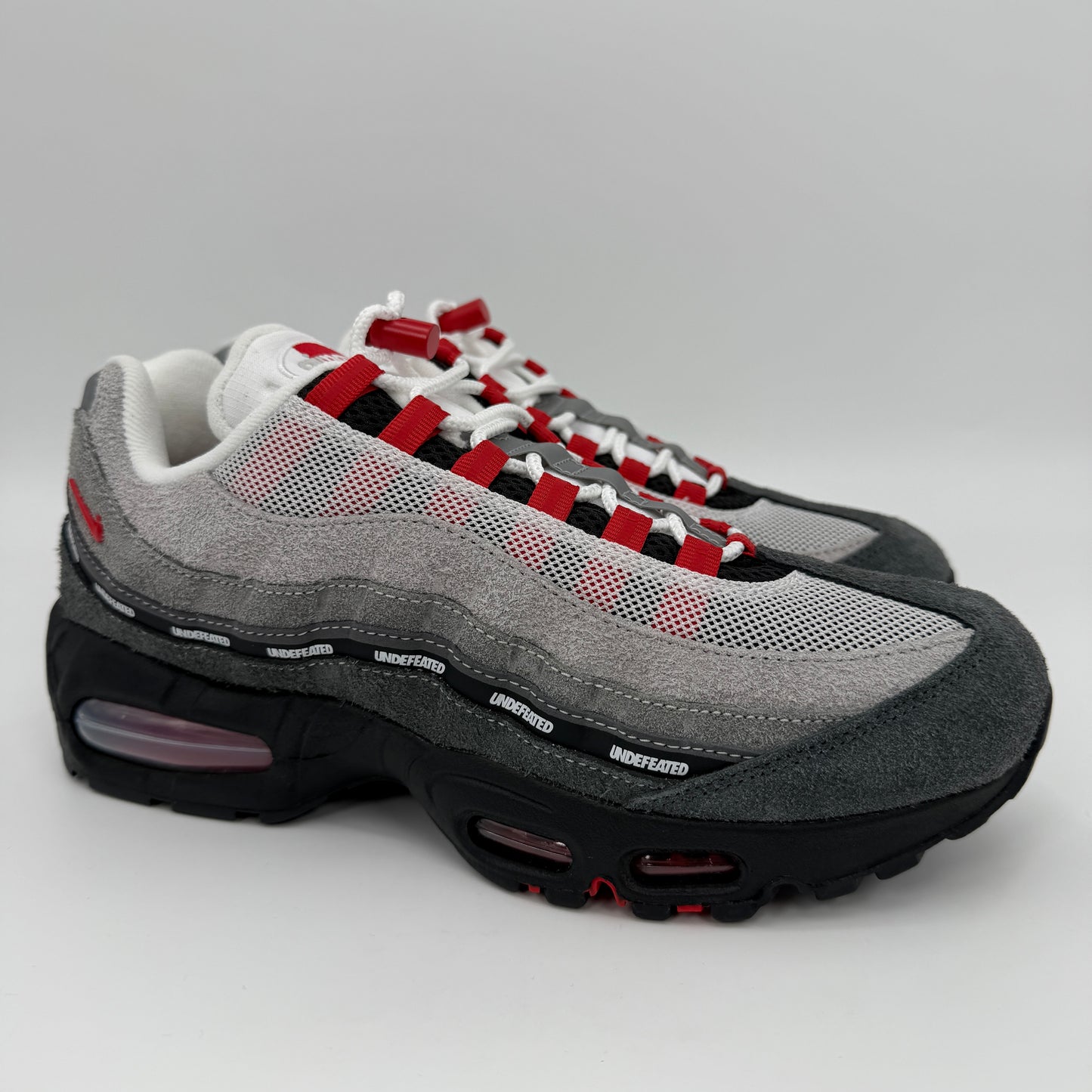 Nike Air Max 95 X Undefeated Carmesí Brillante (TOKIO)