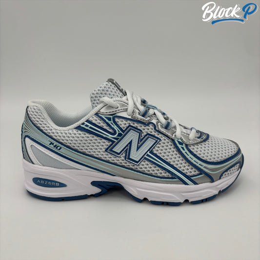 New Balance 740 Blue