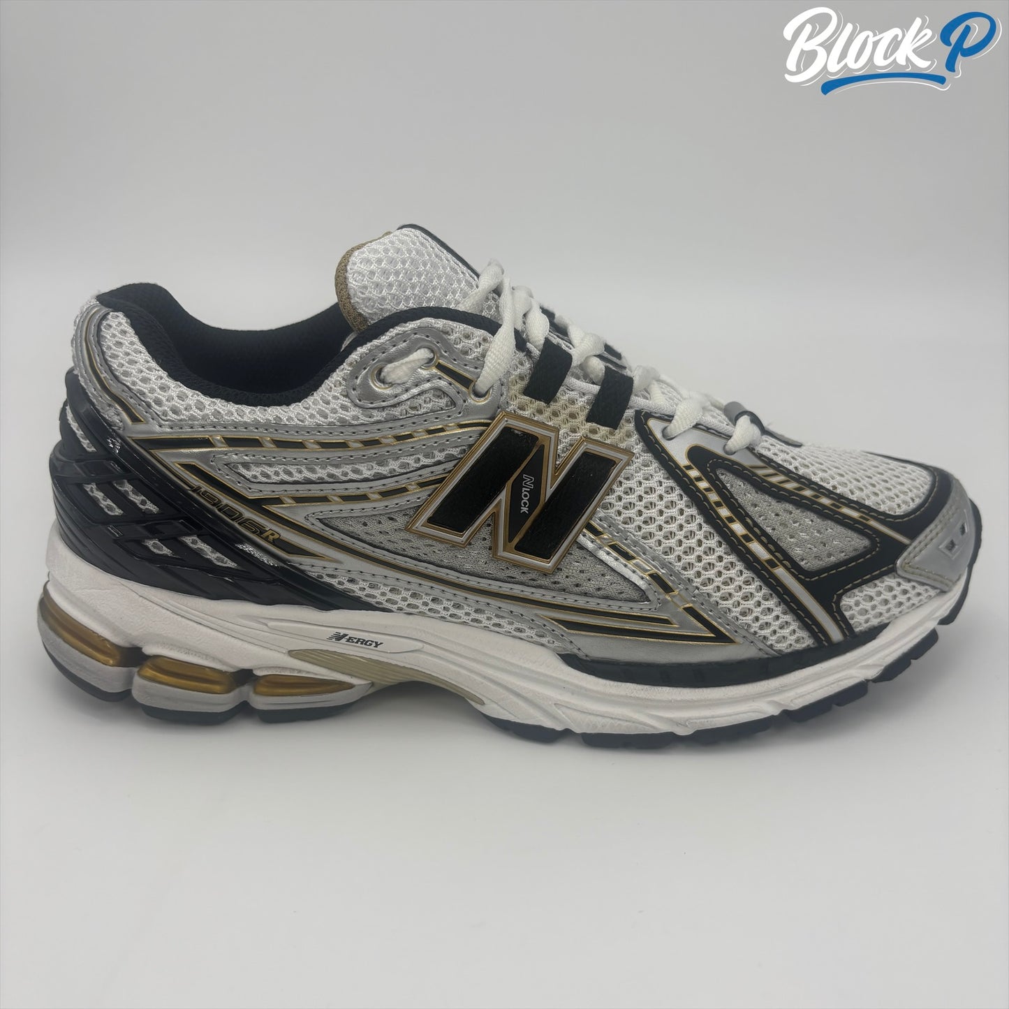 New Balance 1906R Gold
