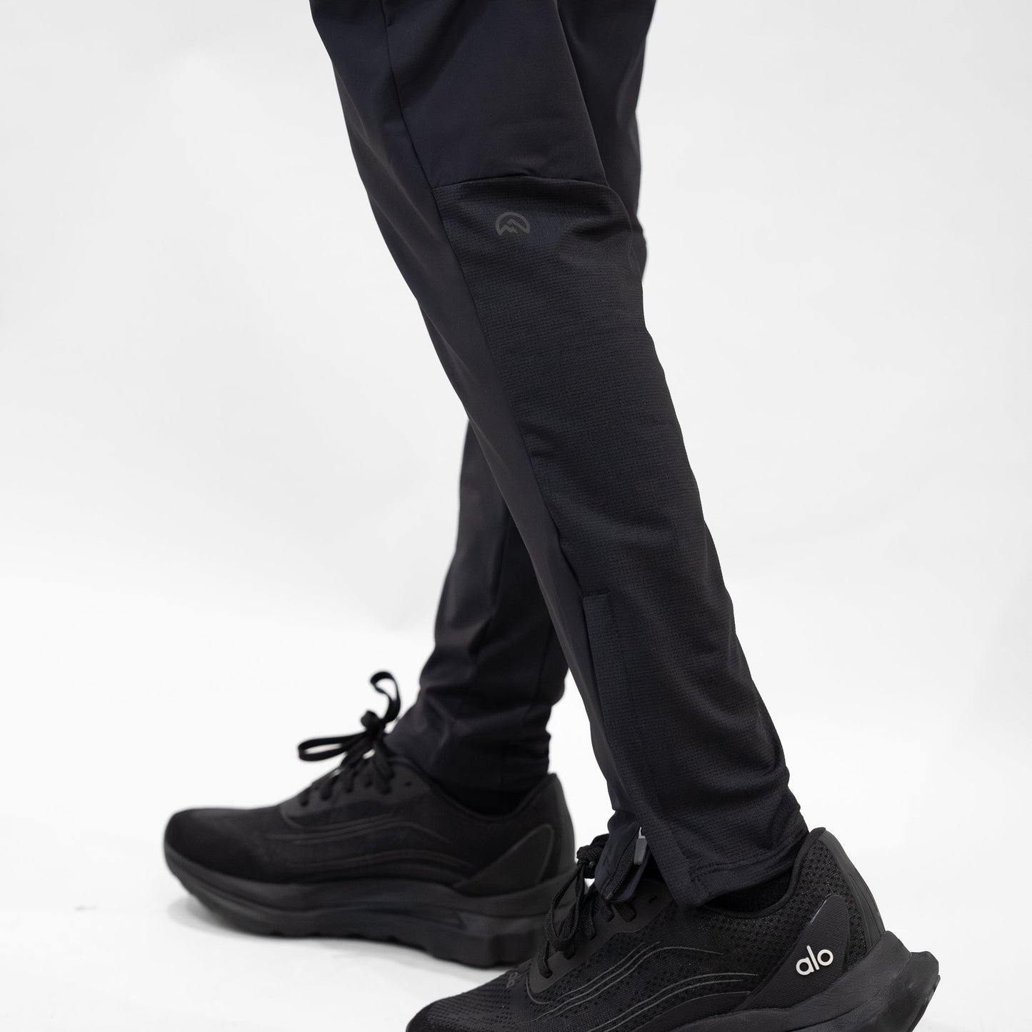 Pantalón técnico SS26 - Negro/Negro