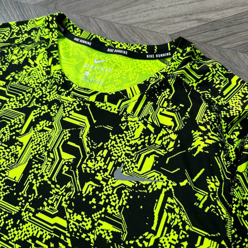 Nike Digital T-Shirt Neon