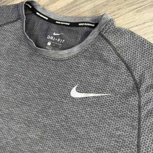 Nike Techknit 1.0 Grey Gradient