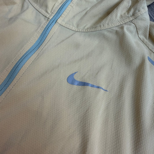 Chaqueta Nike Windrunner amarilla