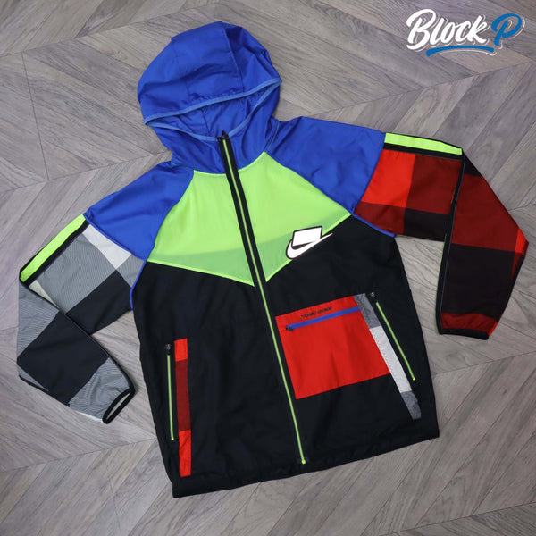 Nike crop best sale windrunner jacket