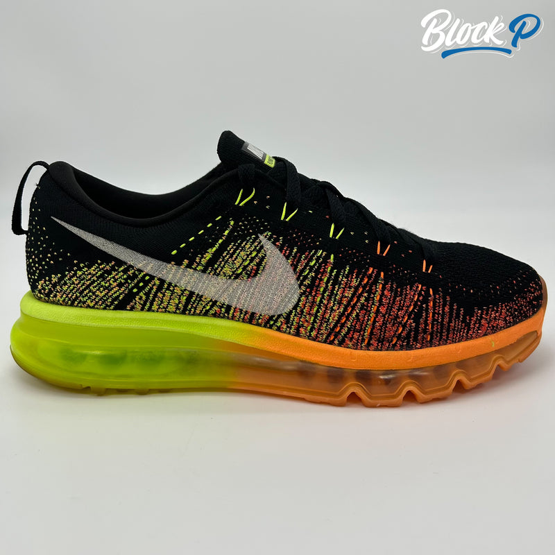 Nike flyknit black and orange hot sale
