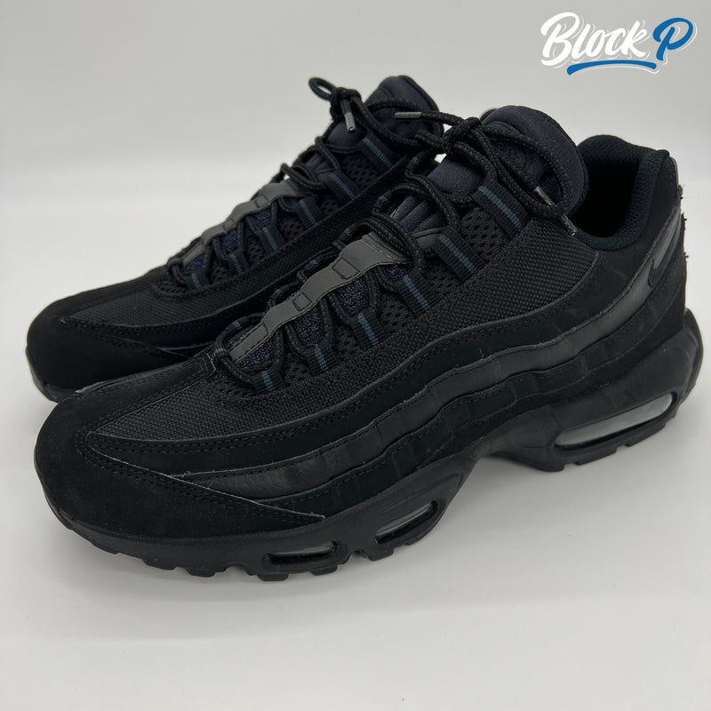 Nike Air Max 95 Triple Black