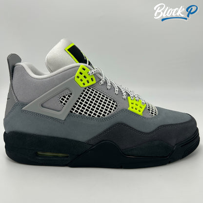 Nike Jordan 4 Neon SE ( NO BOX )