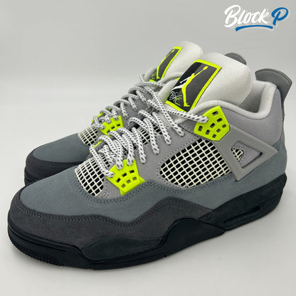 Nike Jordan 4 Neon SE ( NO BOX )