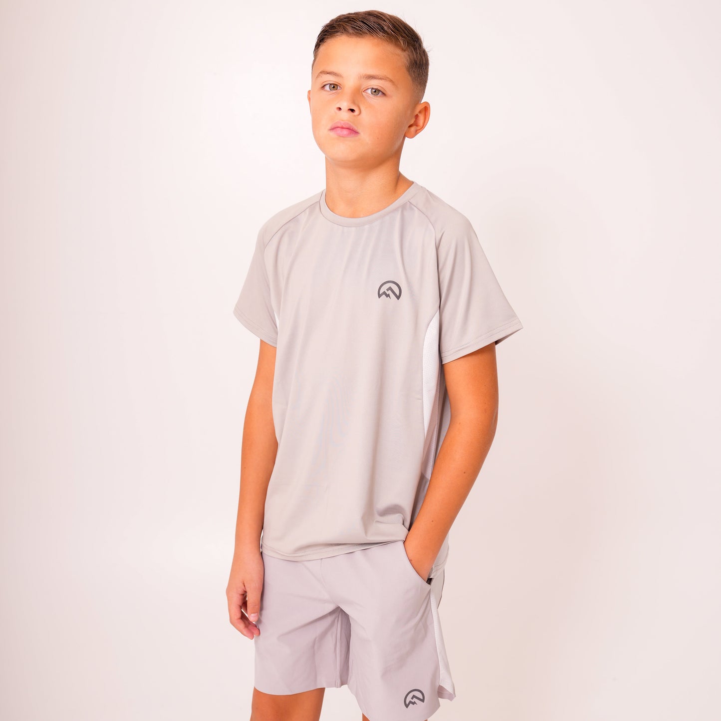 SS26 Junior Madge T-Shirt - Light Grey/Concrete/Silver